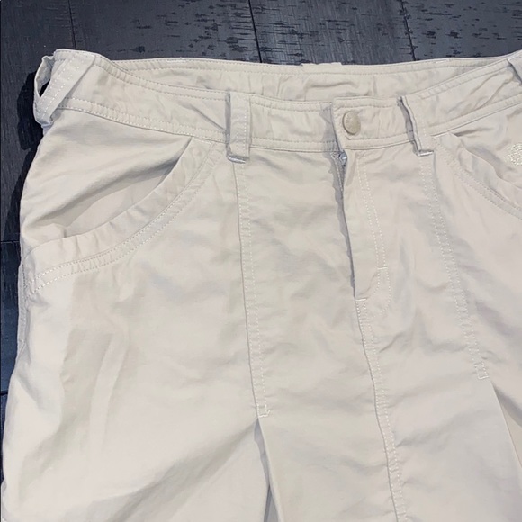 The North Face Sporty Hiking Khaki Utility Skirt - Picture 2 of 14